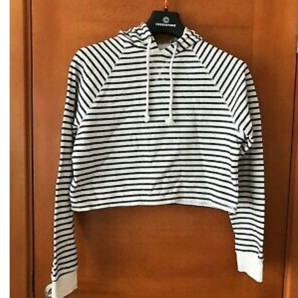 H&M Tops - H&M Black & White Striped Cropped Hoodie